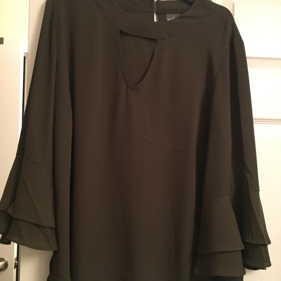 Women tops - Picture 4 of 6